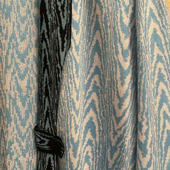 Ming Wang Size Small Petite Blue & Black Abstract Zebra Open Front Cardigan - Picture 5 of 11